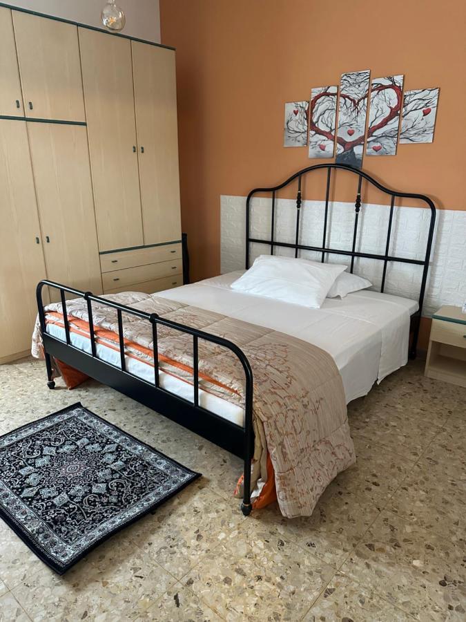 La Casa Di Jennifer Lägenhet Parma Exteriör bild